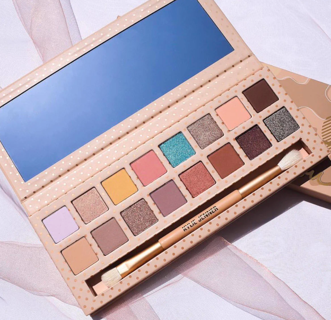 Kylie Cosmetics - Take me on vacation - eyeshadow palette
