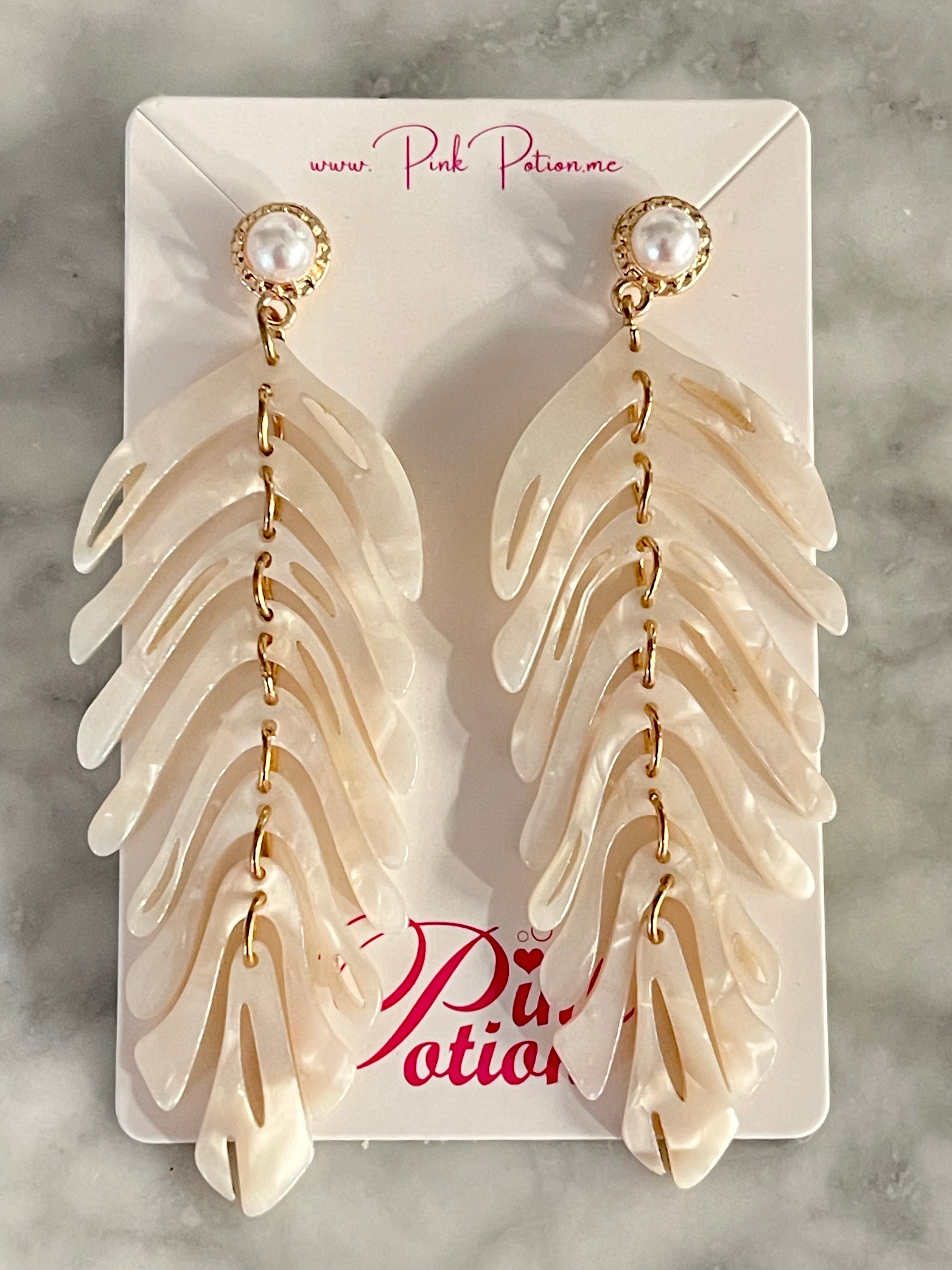 Drop earrings - White Acrylic marble leaf