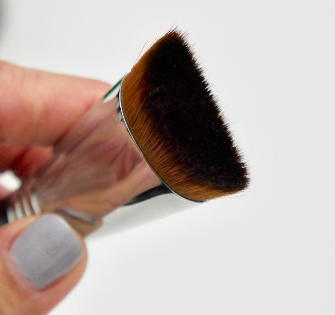 Sigma Beauty - F56 Accentuate Highlight™ brush