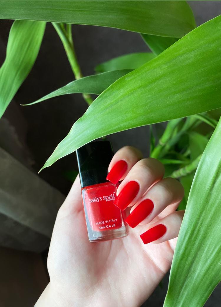 Sally's Spell nail polish - Moulin Rouge
