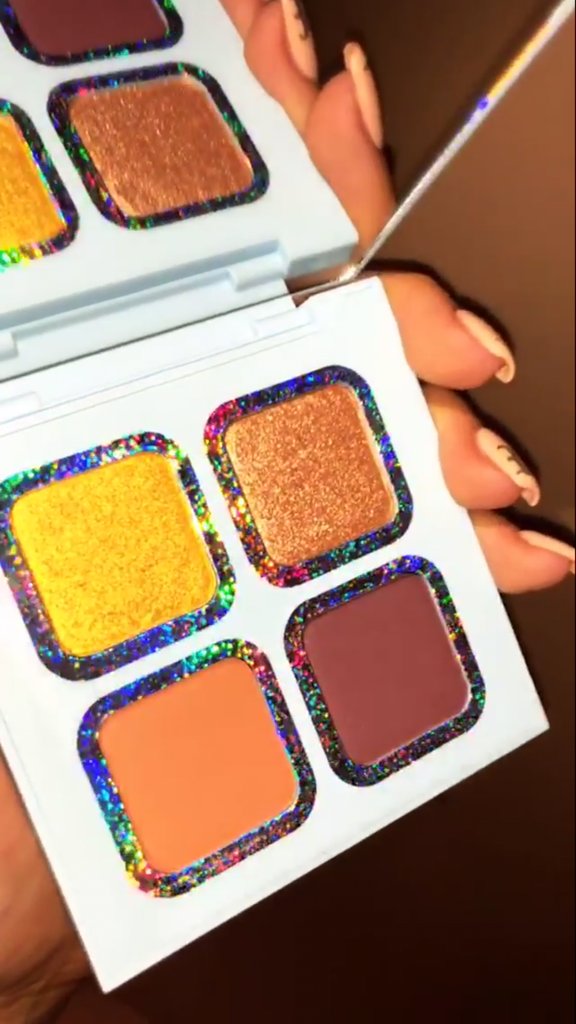 Kylie Cosmetics - Kourt Collection - Blue palette