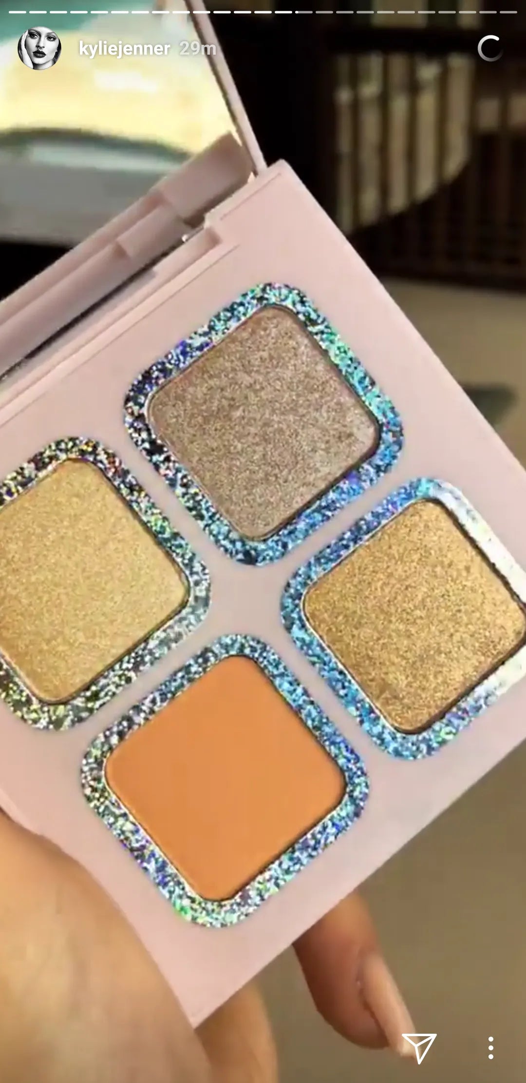 Kylie Cosmetics - Kourt Collection - Pink palette