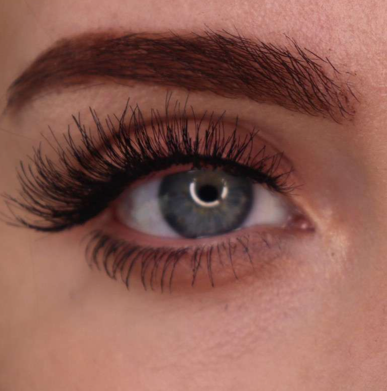 Red Cherry lashes - The Fleurt ( limited edition)