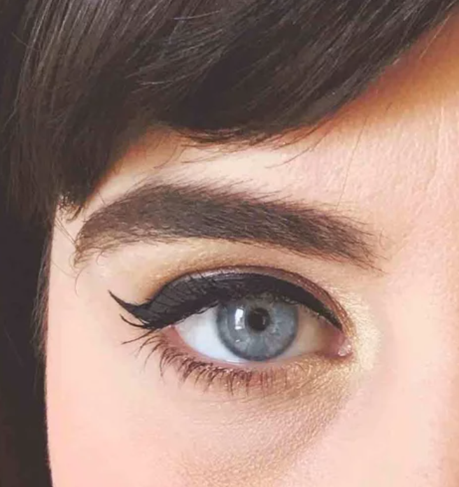 Wet n Wild Megaliner Liquid Eyeliner - Black