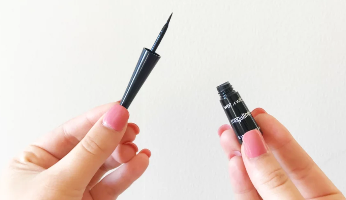 Wet n Wild Megaliner Liquid Eyeliner - Black