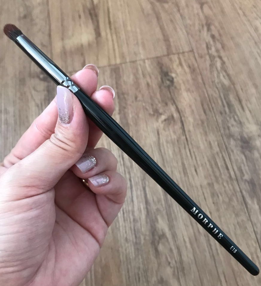 Morphe Brushes Elite Round Crease E18