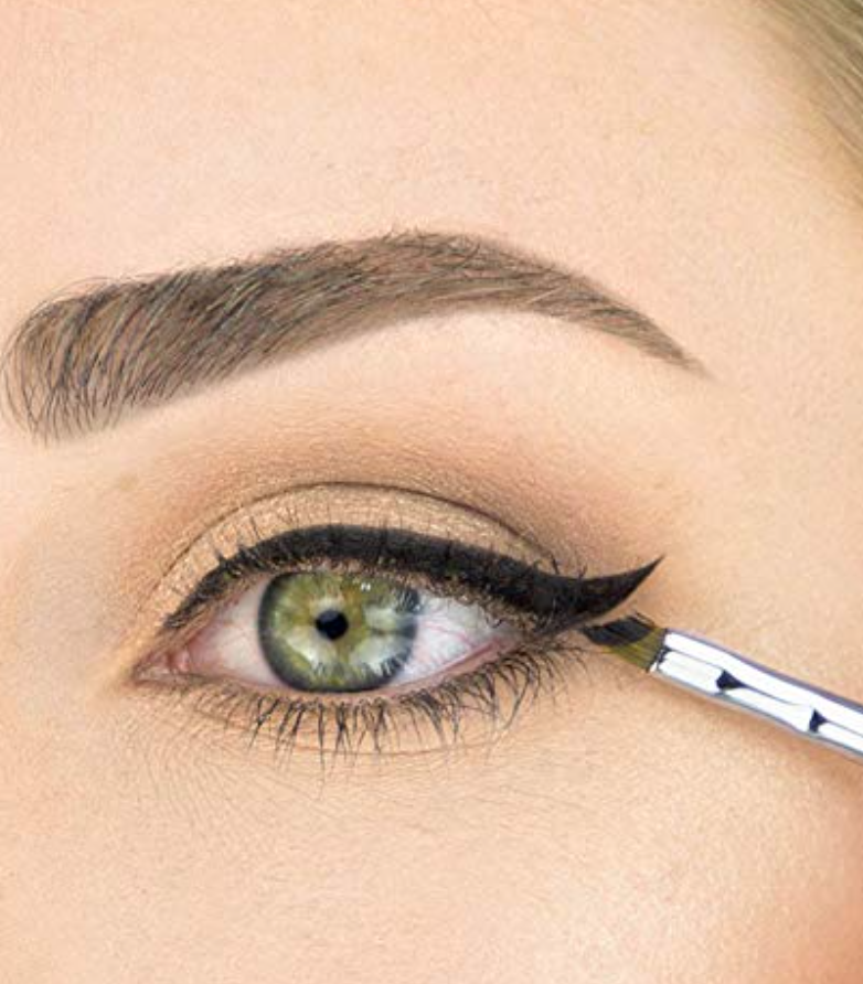 Sigma Beauty - E06 WINGED LINER™ BRUSH - BLACK/CHROME