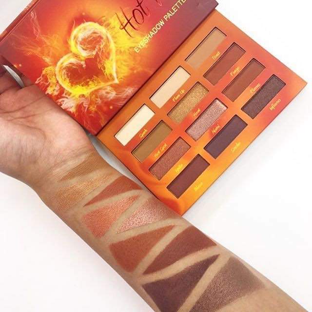 Beauty Creations - HOT FIRE EYESHADOW PALETTE