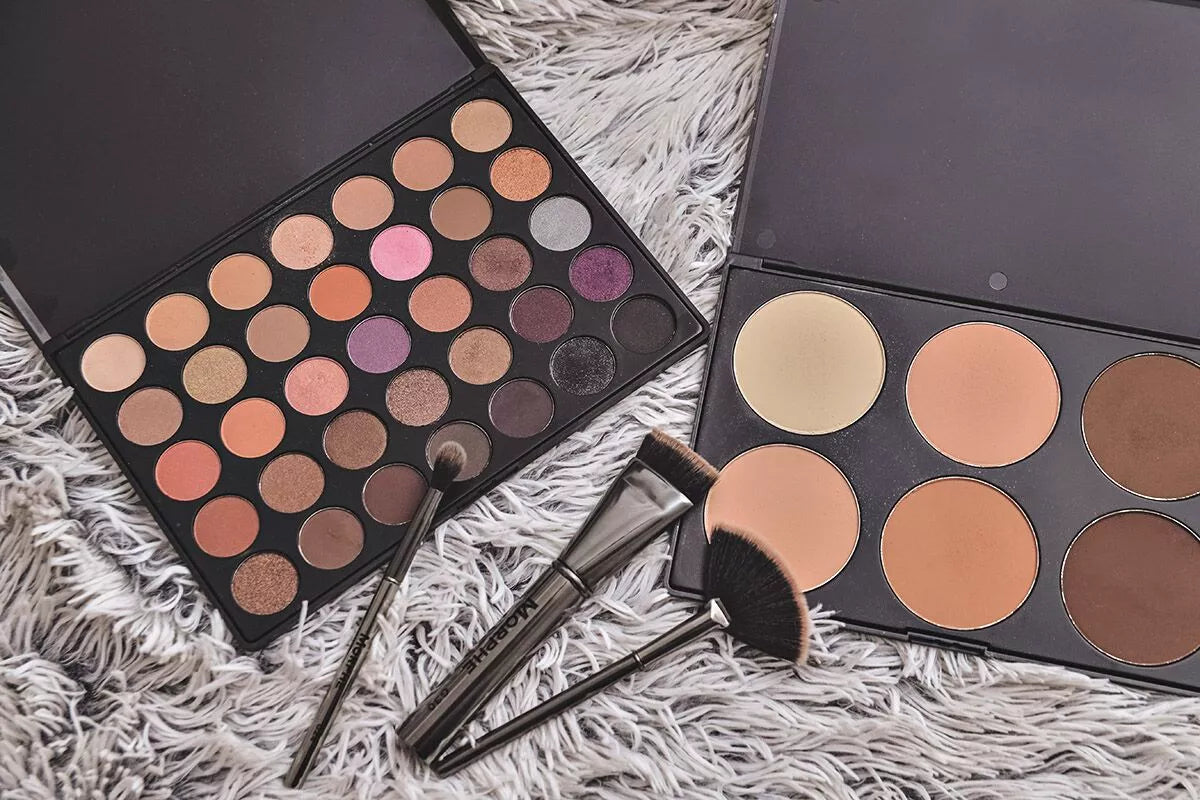 Morphe 06F powder contour palette