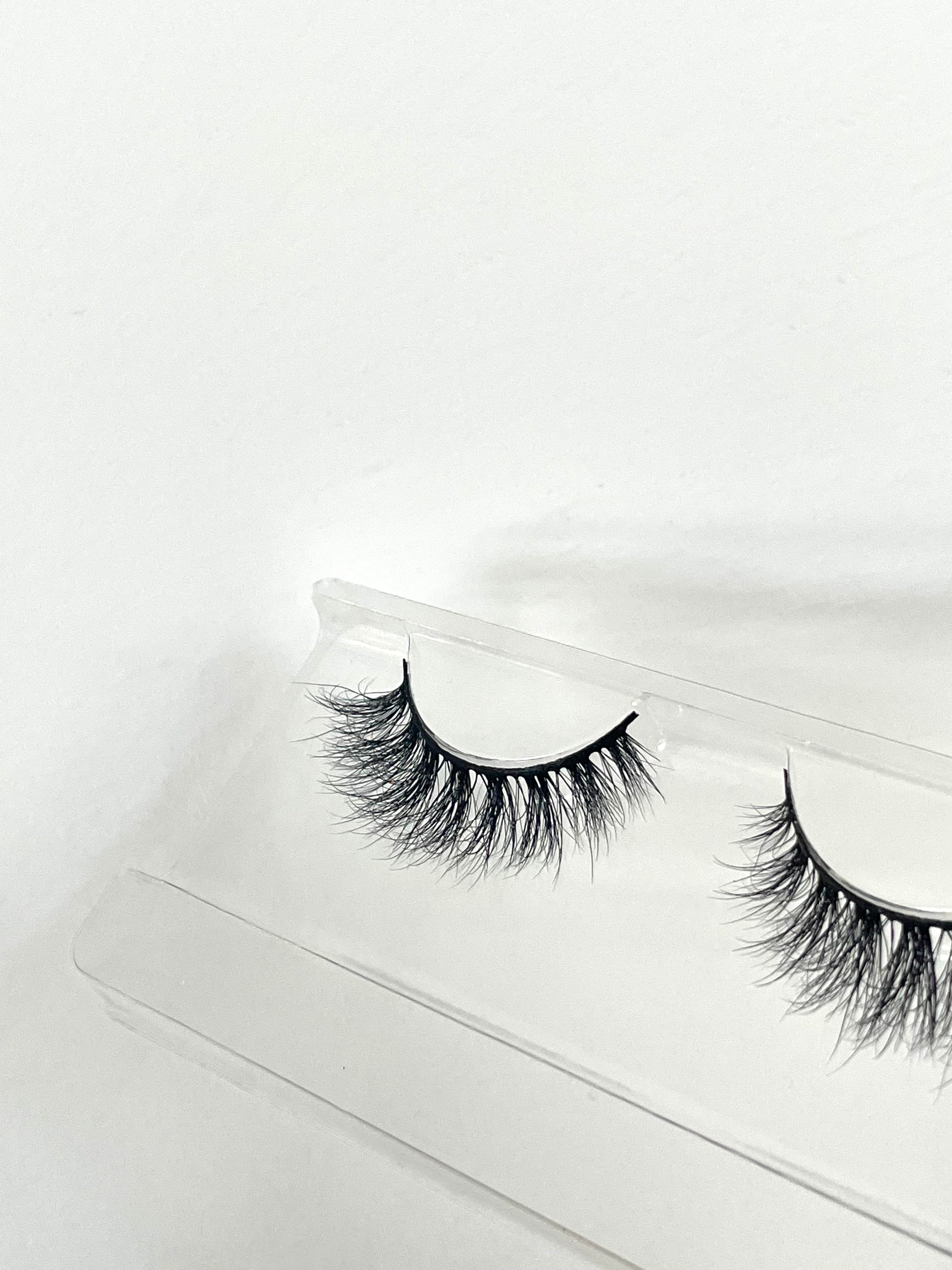 Potion Lashes - Glamour 02
