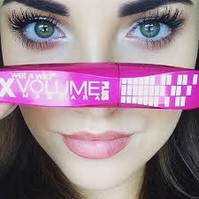 WET & WILD - MAX VOLUME PLUS WATERPROOF MASCARA
